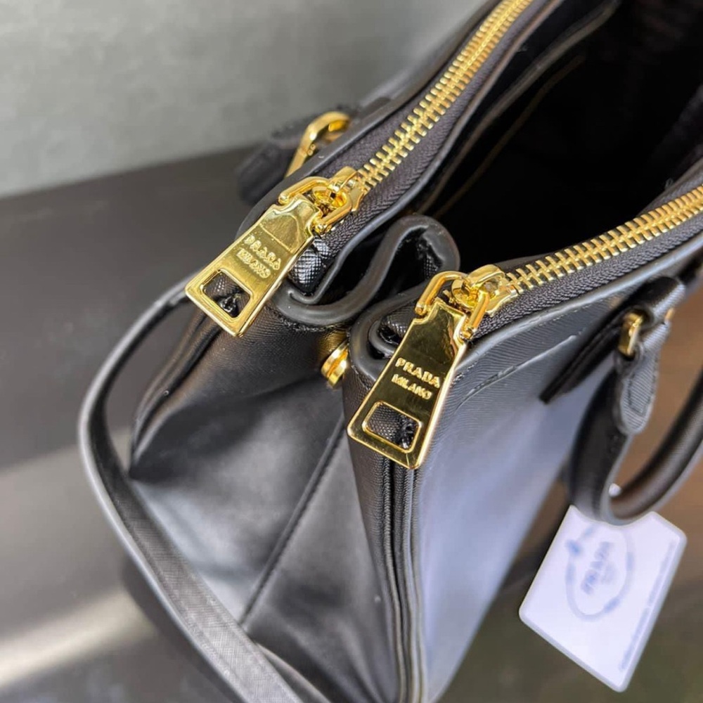LUX TOTE BAG - Picture 6 of 9